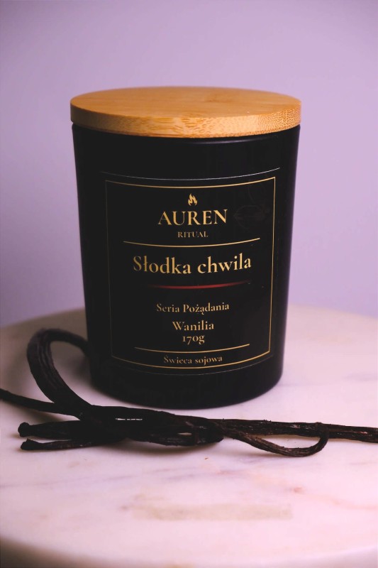 Świeca_sojowa_zapachowa_słodka_chwila_wanilia